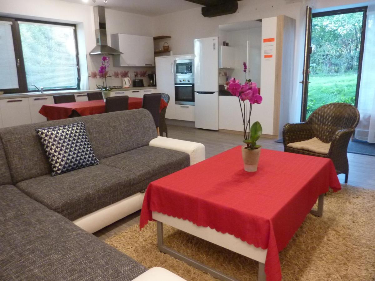 Velky V Rodinnom Dvojdome, Free Parking * Kosice
